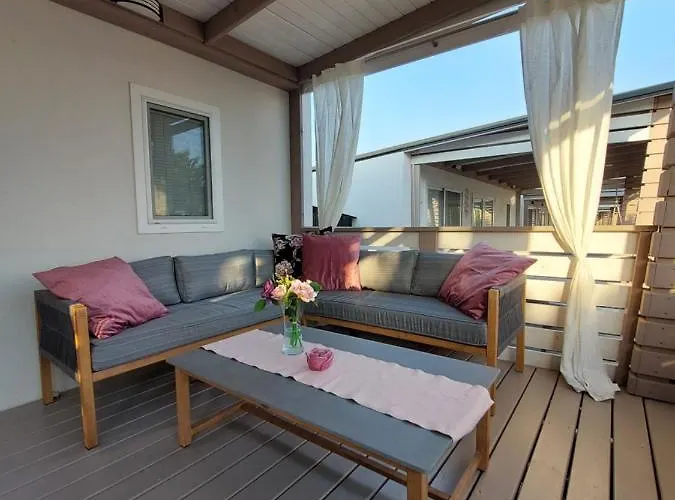 Mobile Whit Sea View Lavojesa בית נופש דראגה