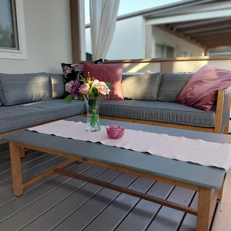 Mobile Whit Sea View Lavojesa * Drage