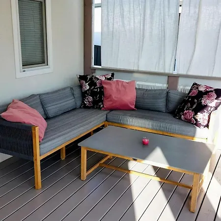 Mobile Whit Sea View Lavojesa * Drage